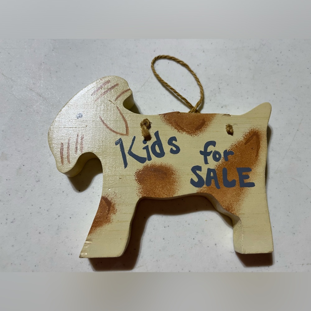 GOAT DECOR
